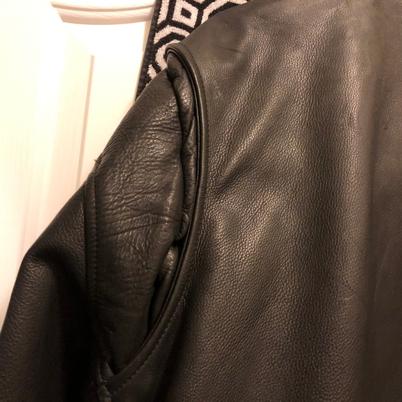 Classic Motorcycle Jacket - Picture 7 of 8